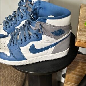 Men’s 1  Retro High OG true blue